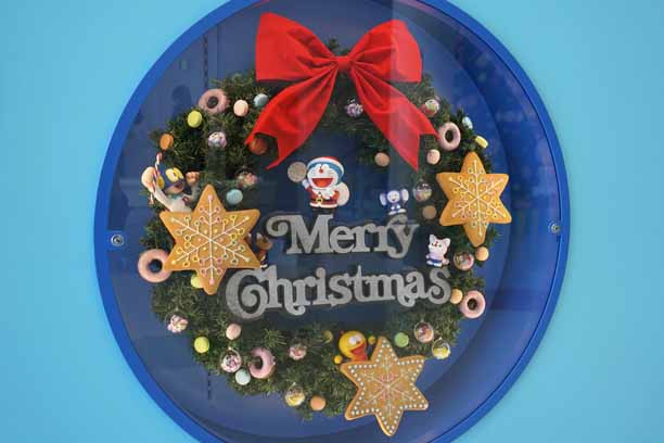ドラえもん　クリスマスリース　郵便局 ドラえもんのクリスマス・お正月アイテムが郵便局のネット